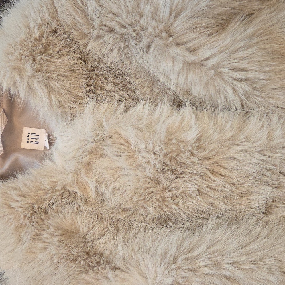 GAP Kids Faux Fur Jacket - Off-White/ Grey - Picture 5 of 7
